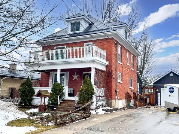 270 13th St, Hanover, ON N4N 1X3