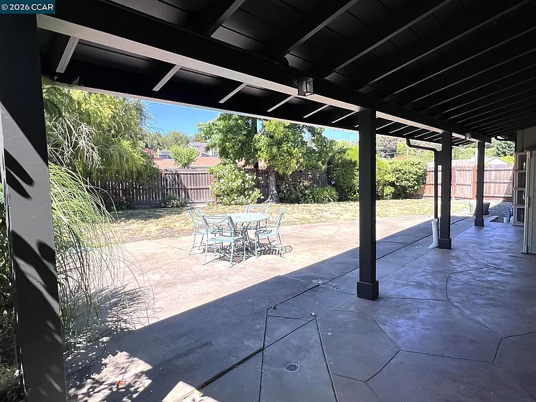 2 Estabueno Dr — Photo 18
