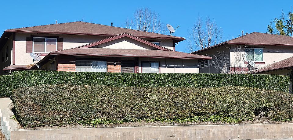 2nd image of 1189 W Sierra Madre Ave APT 1