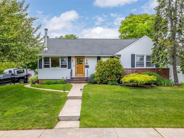 2985 Terrace Road, Wantagh, NY 11793