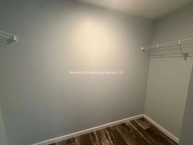 7034 Hilton Dr — Photo 14