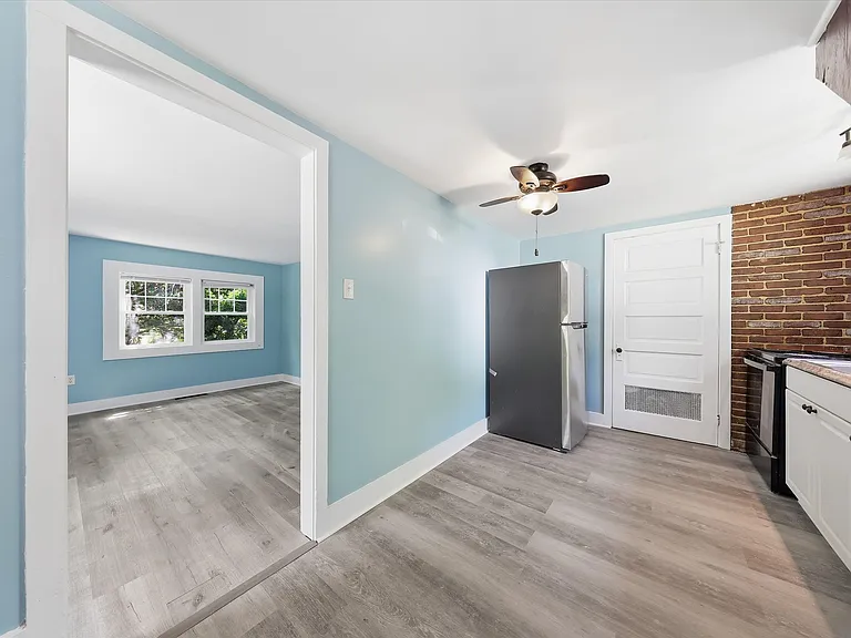 1072 Rocky Springs Rd — Photo 29