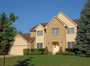 7575 Ashlord Ct, Dublin, OH 43017