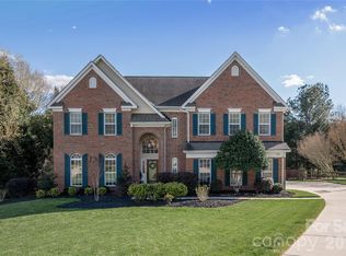 902 Applegate Pkwy, Waxhaw, NC 28173