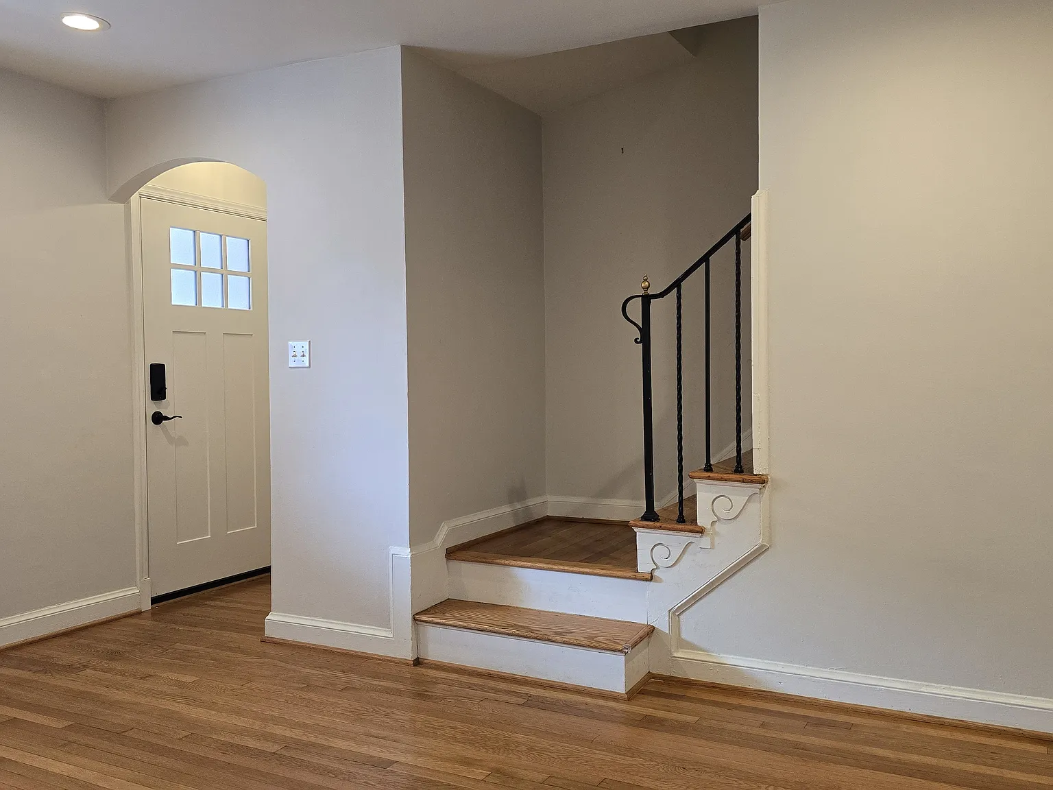 2 bed, 1088 sqft, $3,600 — Photo 3