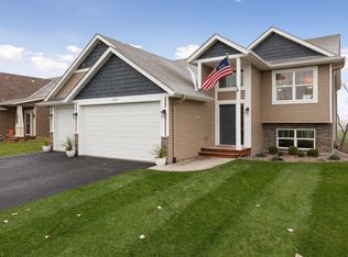 107 Robinson Dr, Lino Lakes, MN 55014