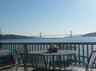 84 N Salmon Bch, Tacoma, WA 98407