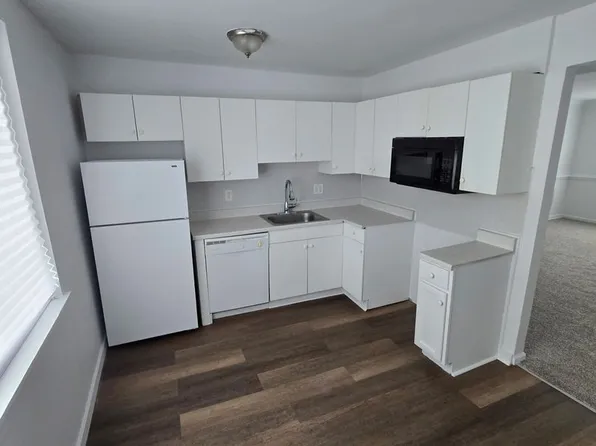 Carrie Court Apartments, 600 Gay St #B4, Phoenixville, PA 19460