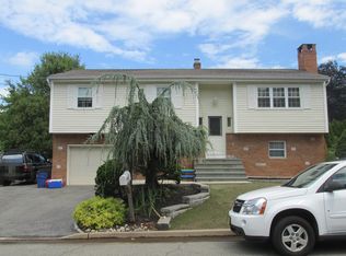 86 Westwood Blvd, Westwood, NJ 07675