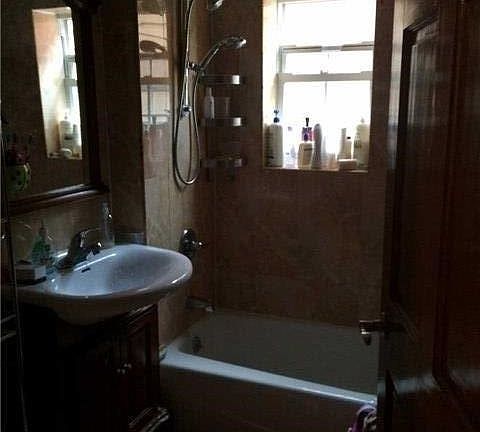3rd image of 13236 Pople Ave APT 1E