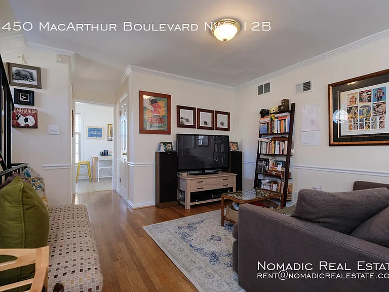 4450 Macarthur Blvd NW #12B — Photo 2