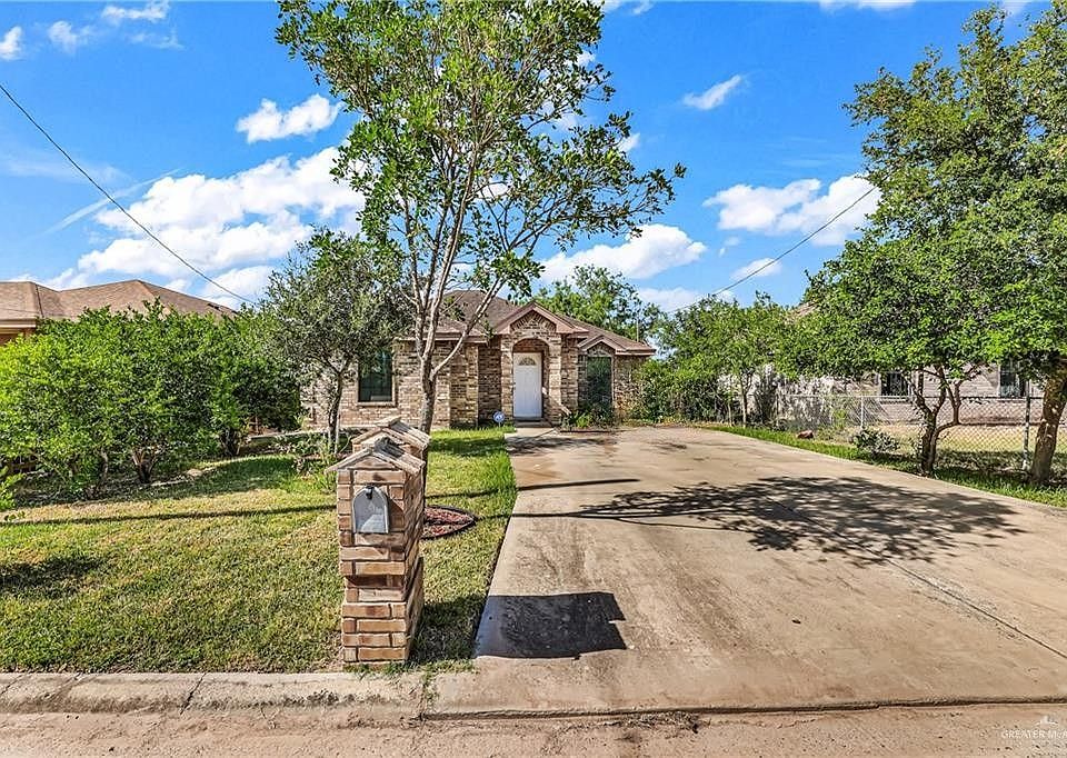 1st image of 2037 Diaz Ave