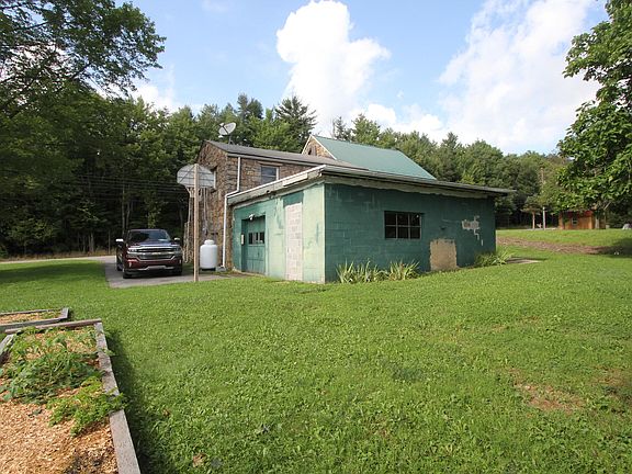 4th image of this home