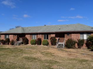3105/3107 W Ashley Dr, Nixa, MO 65714