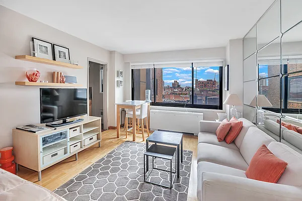 Sold by Compass | media 2