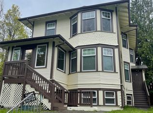 317 17th Avenue E, Seattle, WA