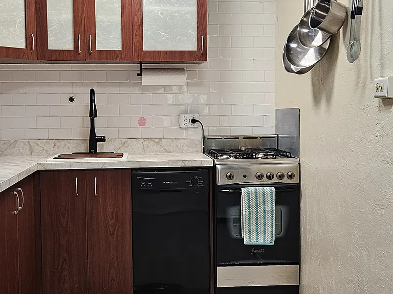 140 Carlton Est #276-278 — Photo 9