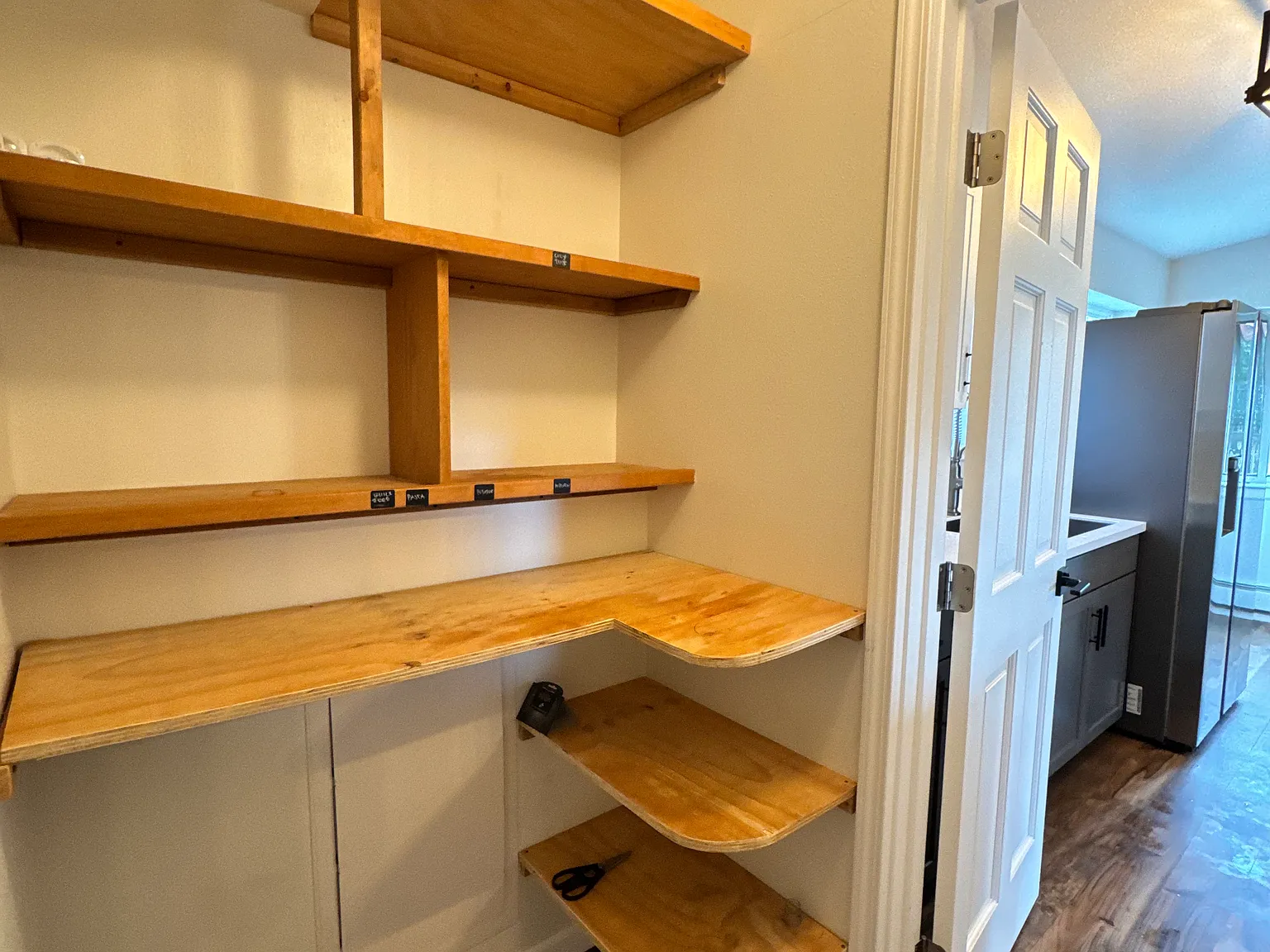 3 bed, 1700 sqft, $3,000 — Photo 4
