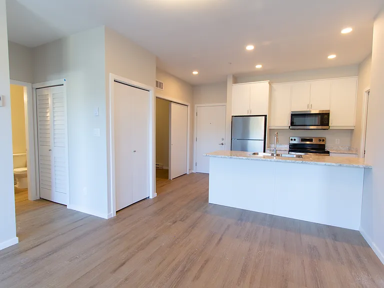 657 Redington Ave #413 — Photo 20