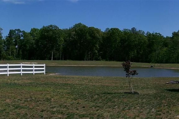 Private and Senic Rear Yard