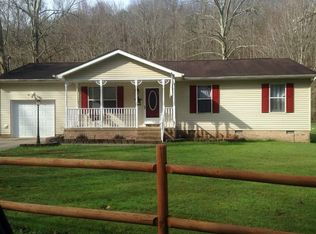 3271 Buff Creek Rd, Hurricane, WV 25526