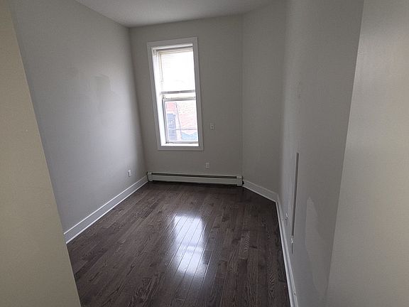 4th image of 303 Pacific Ave APT 3