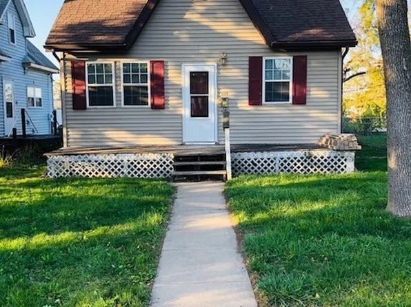 1110 15th Ave SW, Cedar Rapids, IA 52404
