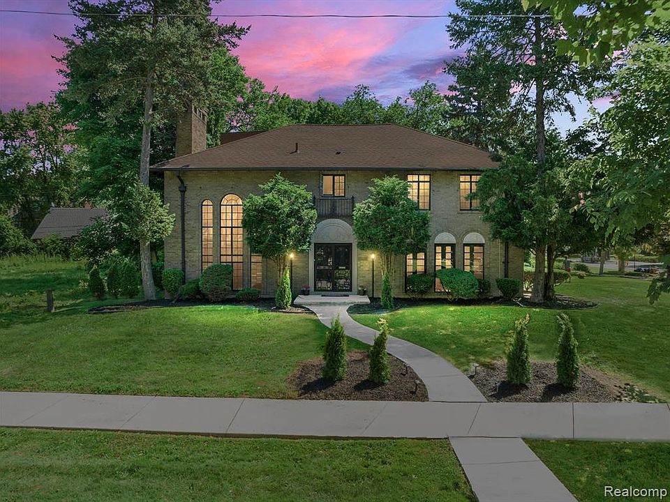 300 Fiske Dr, Detroit, MI 48214 MLS 20230030430 Zillow