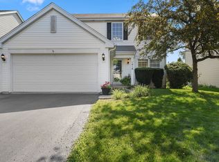 1018 Lakestone Ln, Aurora, IL 60504