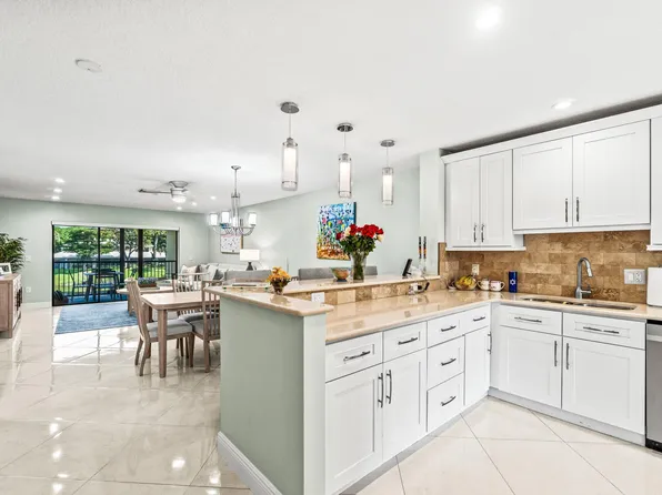 24 Stratford Drive E #D, Boynton Beach, FL 33436