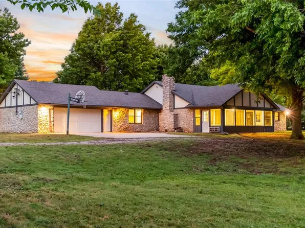 5217 S Morgan Rd, Oklahoma City, OK 73179