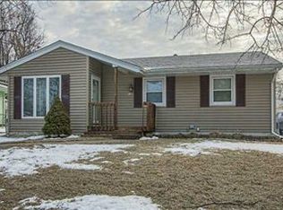 2715 E 39th St, Des Moines, IA 50317
