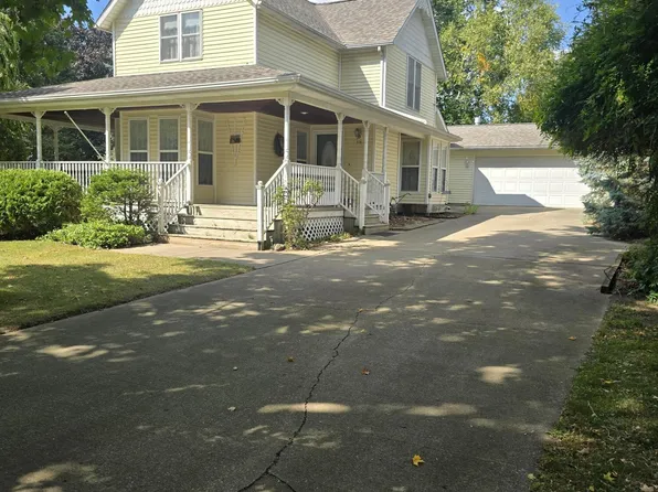 218 W High St, Ovid, MI 48866