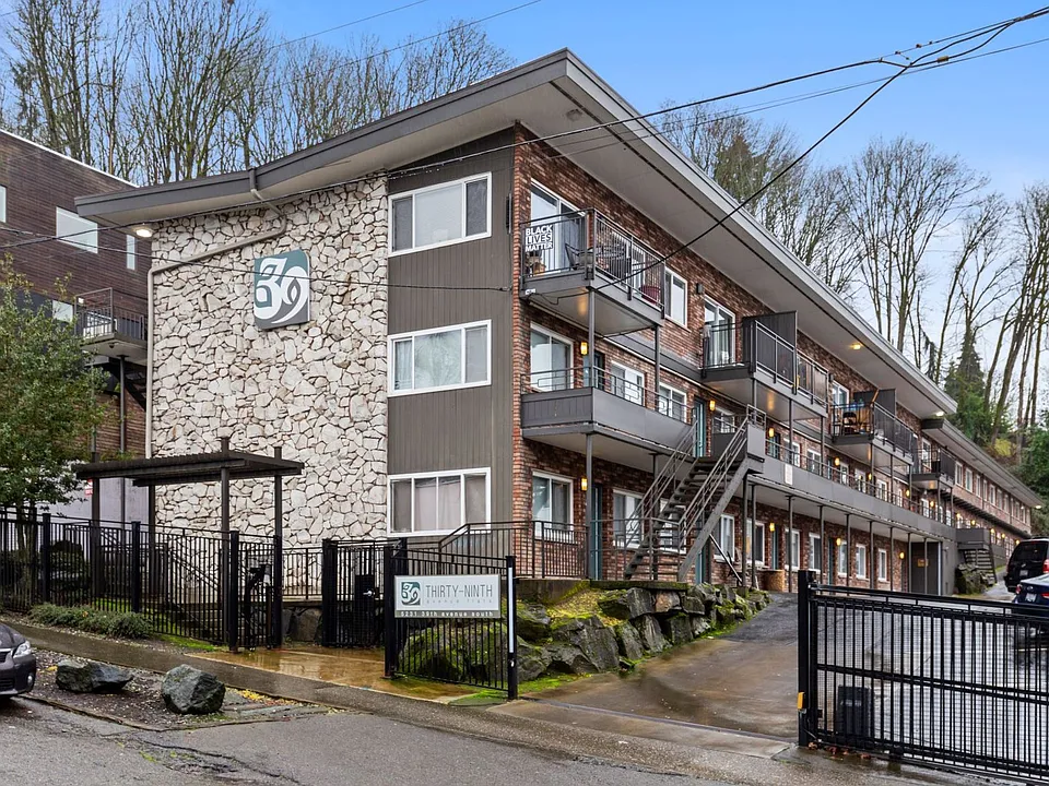 39th Ave Flats