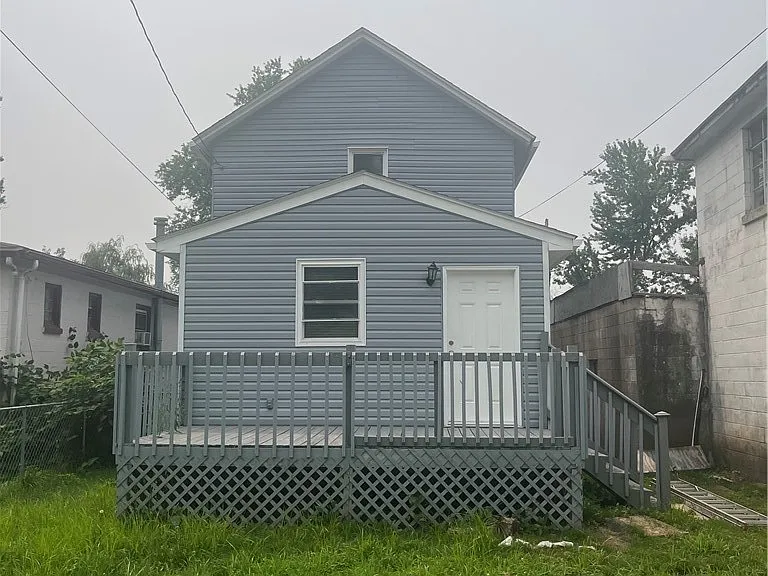 1252 Jefferson St — Photo 15
