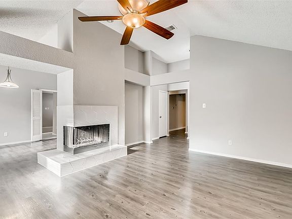 2nd image of 644 Parkway Blvd