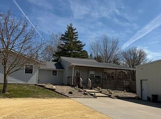 21736 Business Highway 151, Monticello, IA