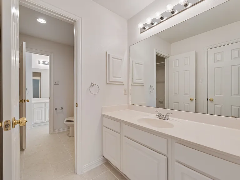 3104 Angus Dr — Photo 28
