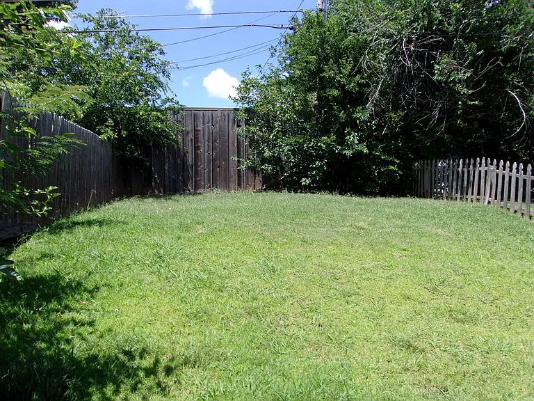 3613 NW 51st St — Photo 23