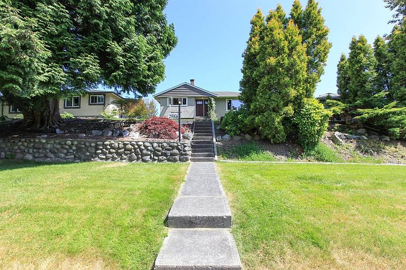 Burnaby House for rent - 3 Bedrooms — photo 13