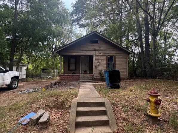 1208 Morrison St, Marshall, TX 75670