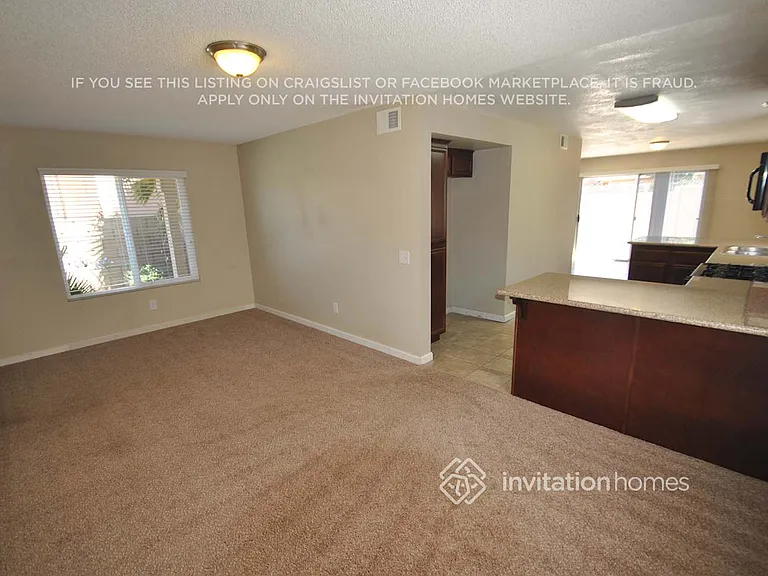 127 Peppertree Dr — Photo 6