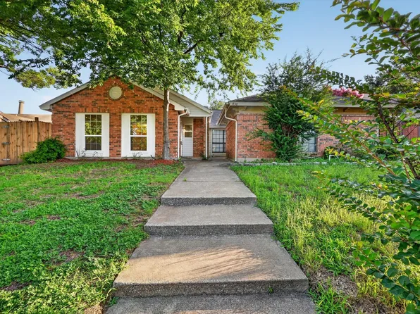428 Dollins St, Cedar Hill, TX 75104