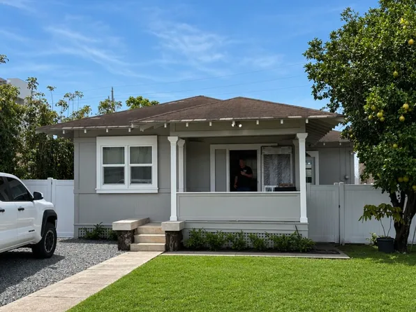 1919 Coyne St, Honolulu, HI 96826