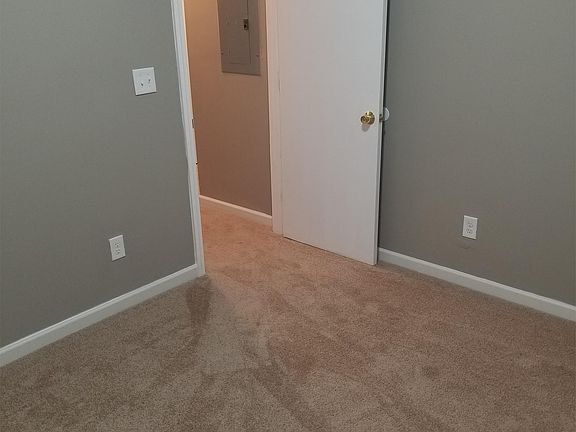 5th image of 231-235 Toby Springs Ln
