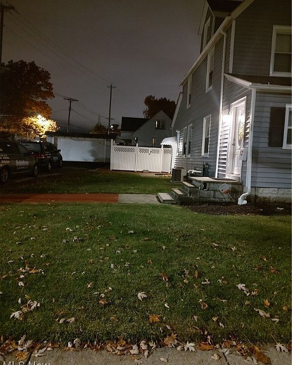2nd image of 5310 Behrwald Ave
