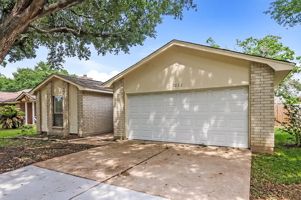 2 bed, 2.0 bath, 1110 sqft, $2,490 — Photo 3