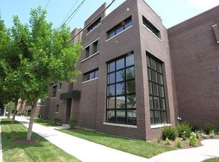 3253 S Parnell Ave, Chicago, IL 60616