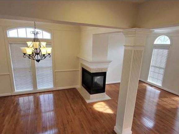2nd image of 16495 Steerage Cir