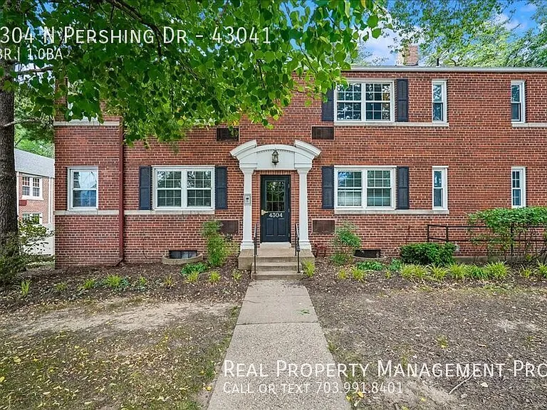 4304 N Pershing Dr #43041 — Photo 1